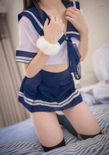 万千美女免费观看完整版_BD英语手机在线看