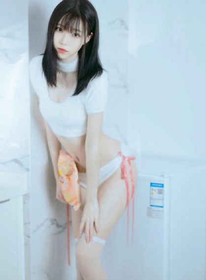异国女郎在巴黎在线_DVD电影完整版在线观看
